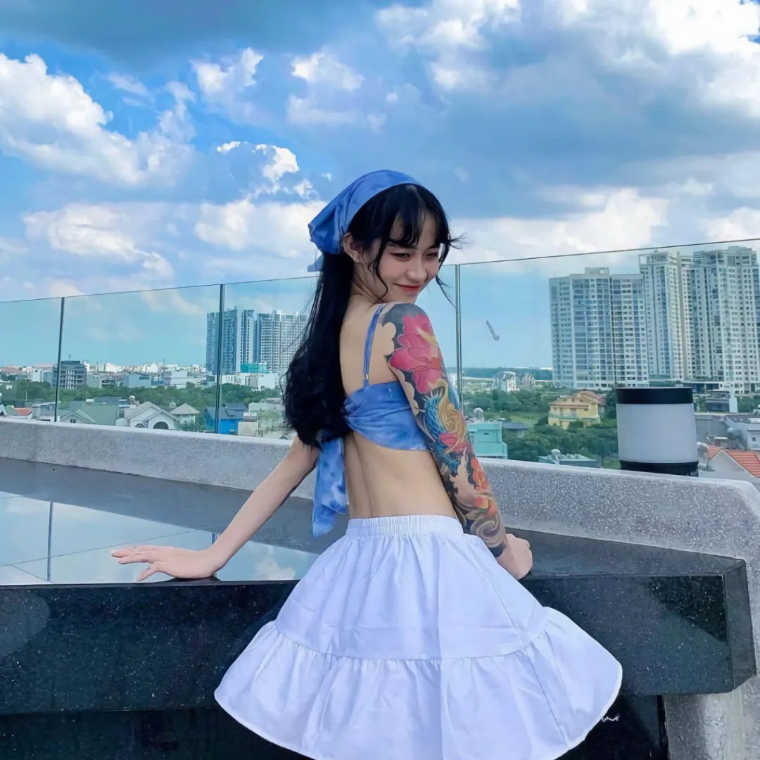 骄阳似我